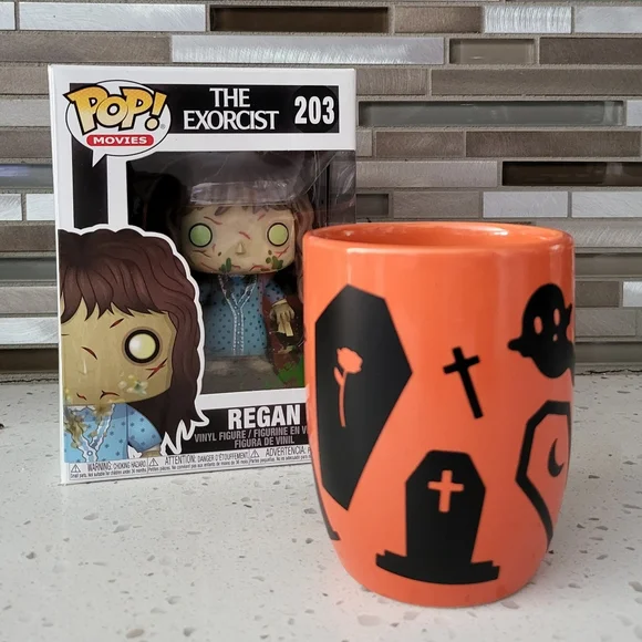 Ghosts & Gravestones Mug - Picture 2 of 3